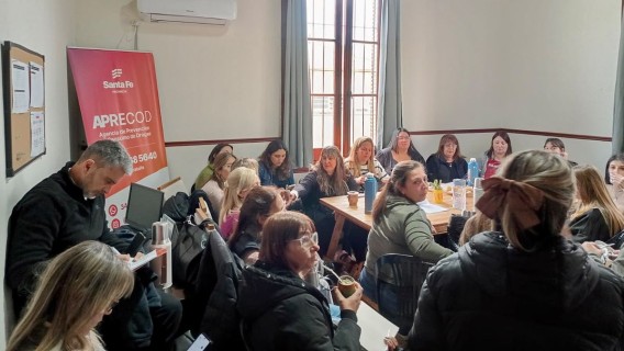 Los equipos de Desarrollo Social de Puerto San Martín y Roldán realizaron una jornada de capacitación conjunta