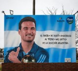 El muralista de Scaloni en Pujato: 