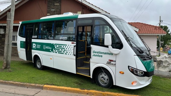 Roldán incorpora nuevos colectivos para fortalecer el transporte urbano