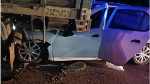 Choque fatal en el norte santafesino: dos policías murieron en viaje por un operativo
