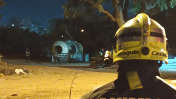 Puerto San Martín: evacuación de vecinos por fuerte olor en un taller de montajes