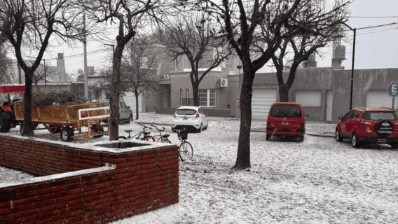 Tremendo temporal con fuertes ráfagas y granizo causó destrozos en Las Rosas