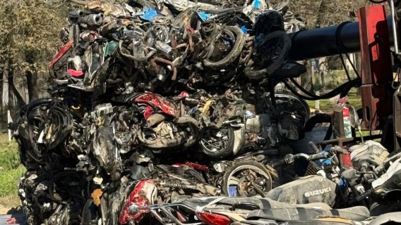 Realizaron la compactación de 300 motos retenidas en Puerto San Martín