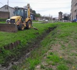 Continúan los trabajos de limpieza de desagües pluviales