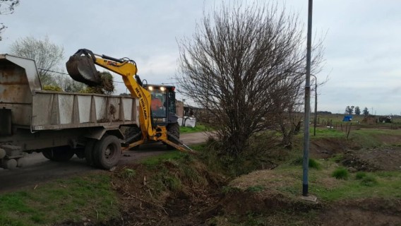 Continúan los trabajos de mantenimiento y limpieza de desagües pluviales